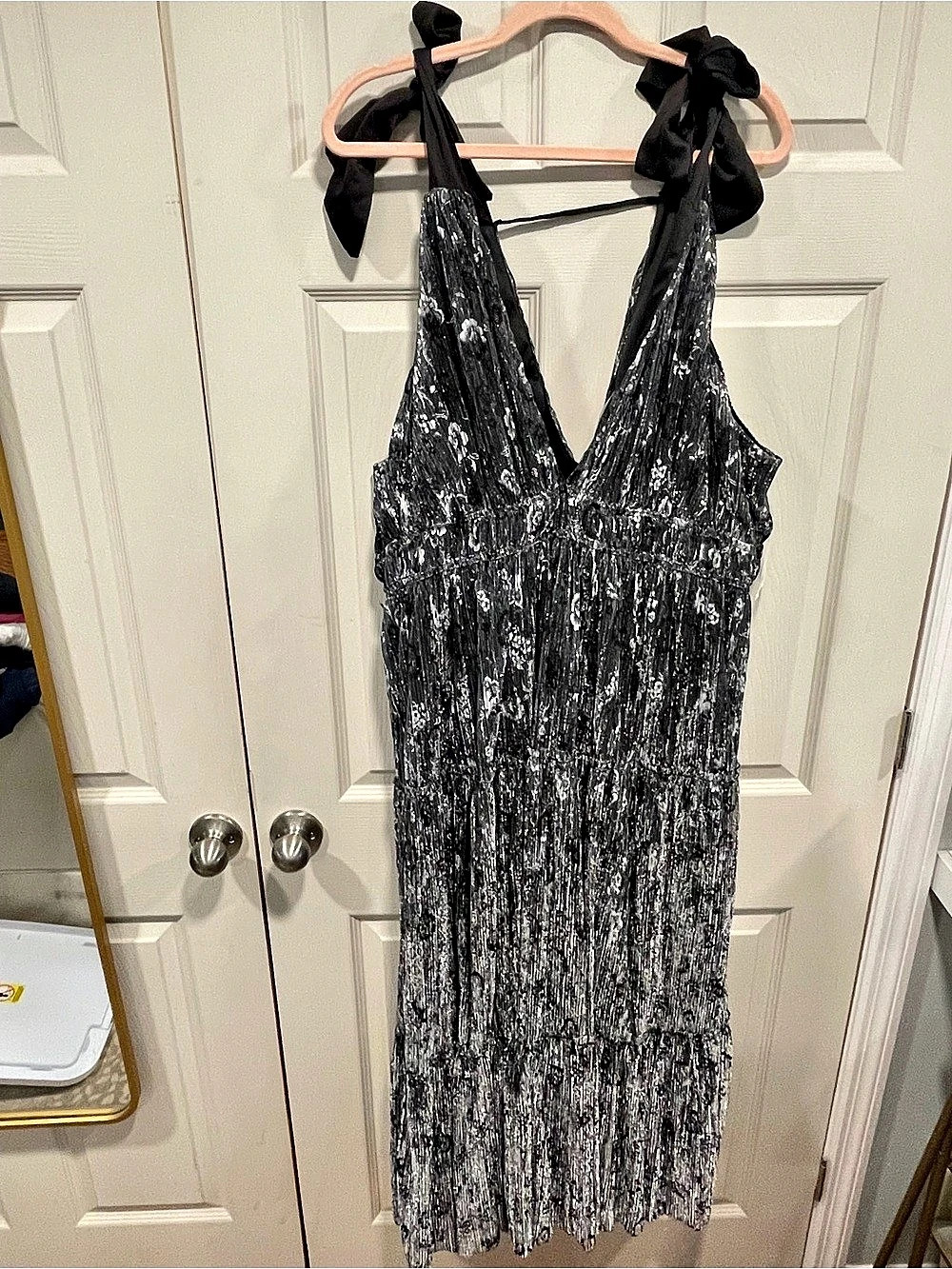 Arula Maxi dress in Black & Silver Size 3x New with tags